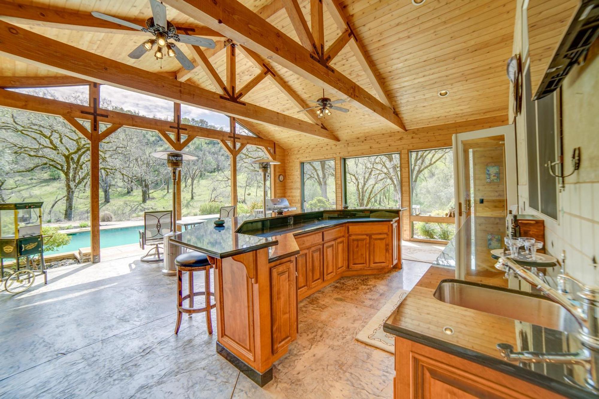 Stunning Hopland Vacation Rental With Pool And Hot Tub Buitenkant foto