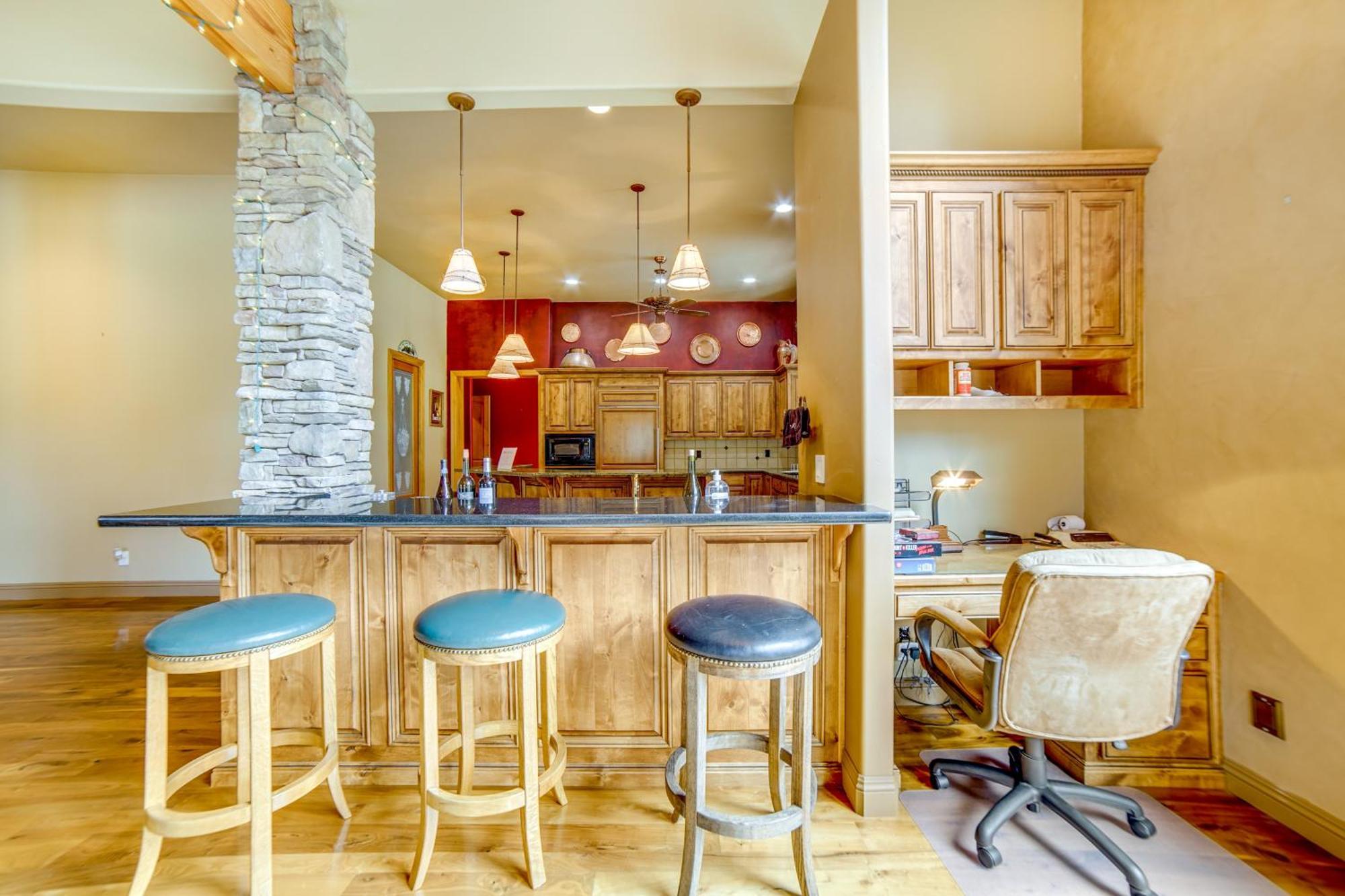Stunning Hopland Vacation Rental With Pool And Hot Tub Buitenkant foto
